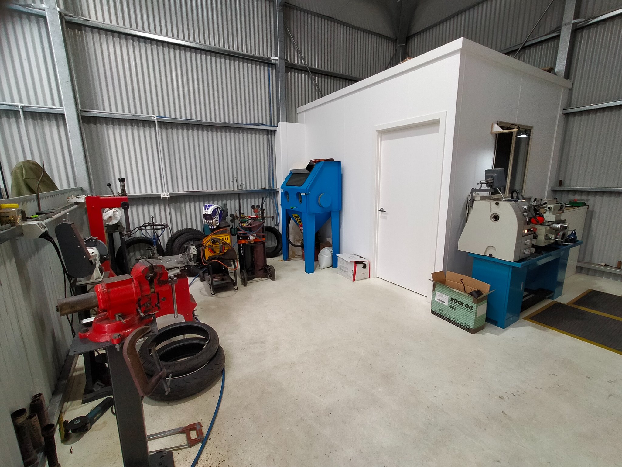 Services Neville Lush Racing